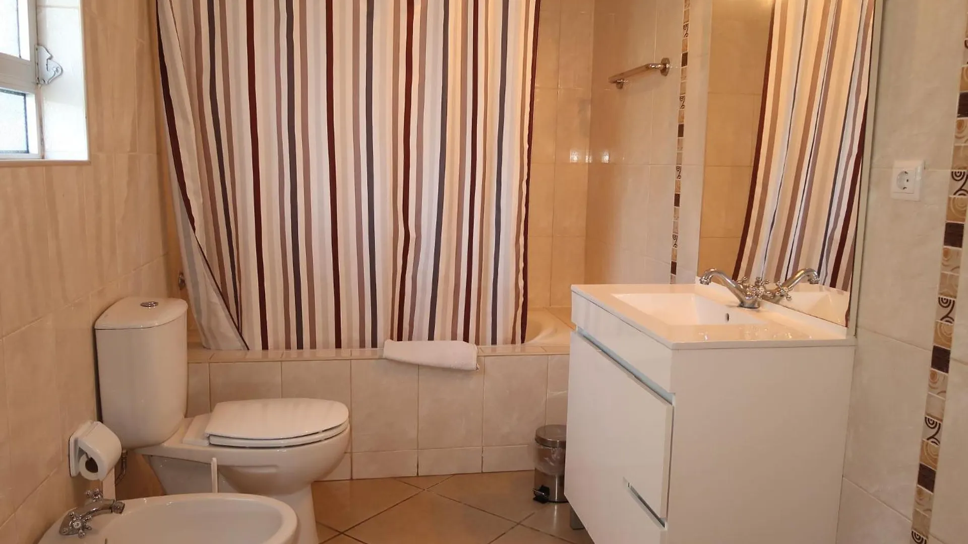 Apartment Quinta Girassol-5 By Interhome لول